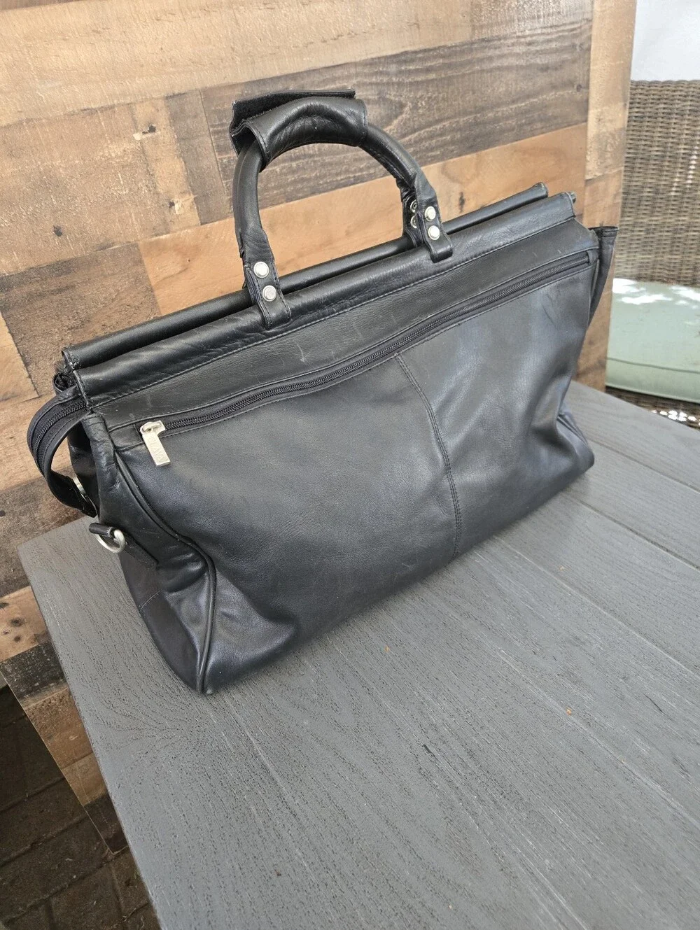 The Clava 049BLK Premium Handcrafted Top-Grain Black Leather Business Bag